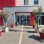 Hotel Ace