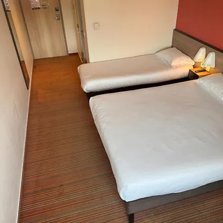 Hotell Ace 3*