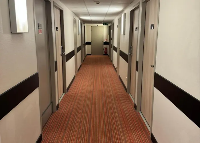 Hotel Ace 3*